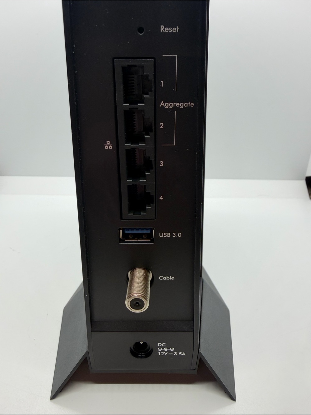 Netgear Nighthawk Wireless Router - Black - Picture 6 of 12
